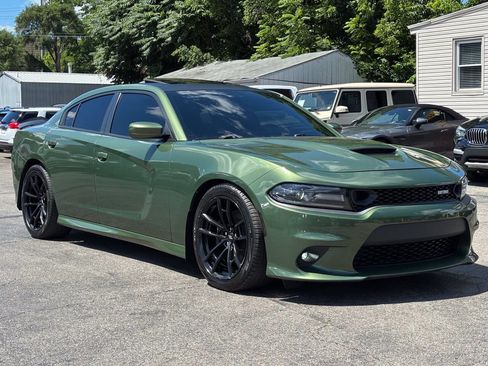 Used 2021 Dodge Charger Scat Pack w/ Daytona Edition Group RWD image 2