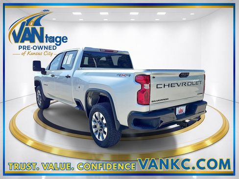 Certified 2023 Chevrolet Silverado 2500 Custom w/ Custom Value Package AWD/4WD image 9