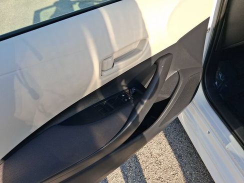 Used 2026 Toyota Corolla LE FWD image 12