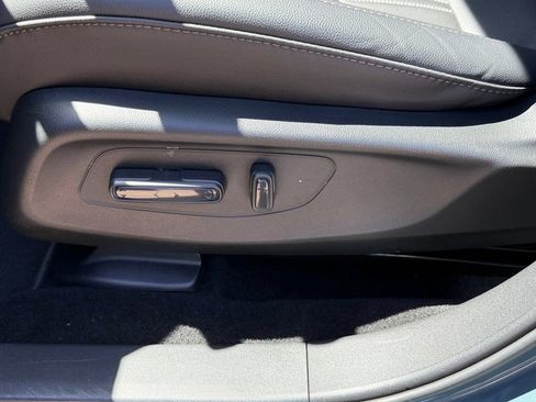 Used 2025 Honda HR-V EX-L image 26