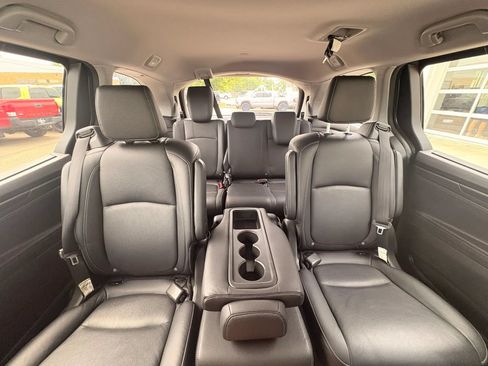 Used 2024 Honda Odyssey EX-L image 16