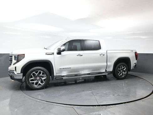 Used 2024 GMC Sierra 1500 SLT w/ SLT Premium Plus Package AWD/4WD image 10