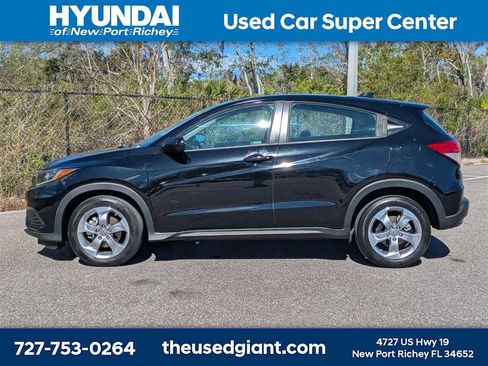 Used 2020 Honda HR-V LX image 2