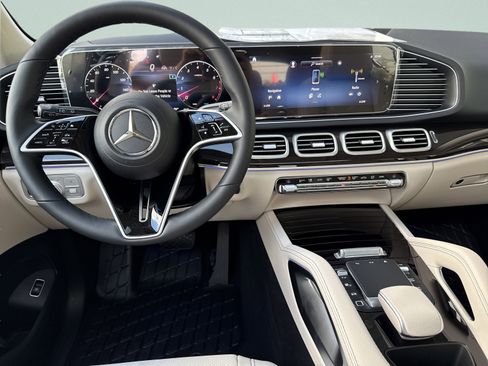 Certified 2026 Mercedes-Benz GLE 450 4MATIC image 17