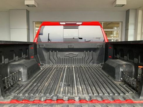 Used 2019 Chevrolet Silverado 1500 LT Trail Boss image 13