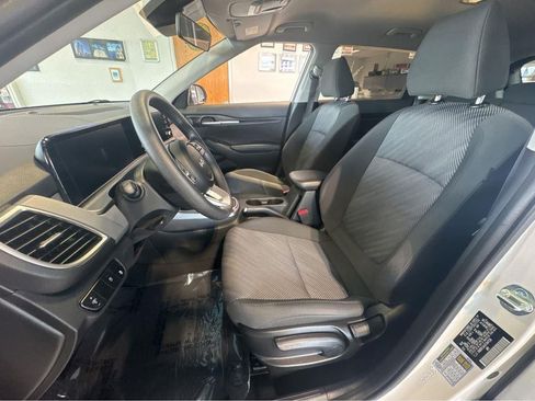 Used 2026 Kia Seltos LX AWD/4WD image 4