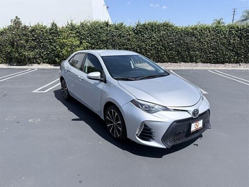 Used 2019 Toyota Corolla SE w/ Carpet Mat Package (TMS) image 3
