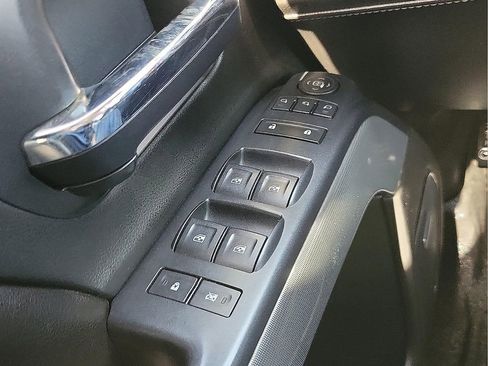 Used 2017 Chevrolet Silverado 1500 LTZ Z71 w/ LTZ Plus Package image 13