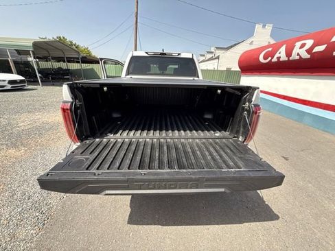 Used 2023 Toyota Tundra Limited AWD/4WD image 18