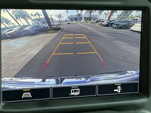 Used 2021 GMC Sierra 1500 SLT w/ SLT Premium Package image 19