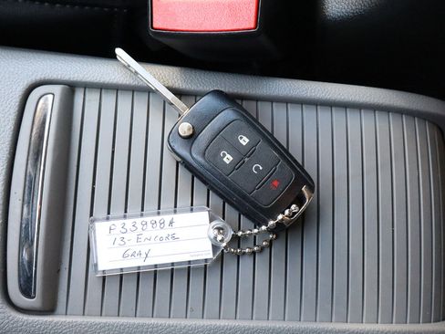 Used 2013 Buick Encore Convenience image 28