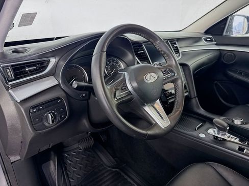 Used 2021 INFINITI QX50 Luxe w/ Accent Package image 9