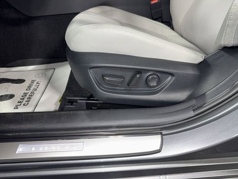 New 2026 Toyota Camry XLE AWD/4WD image 19