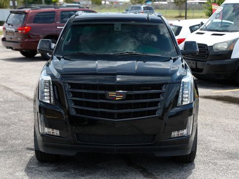 Used 2016 Cadillac Escalade 2WD image 11