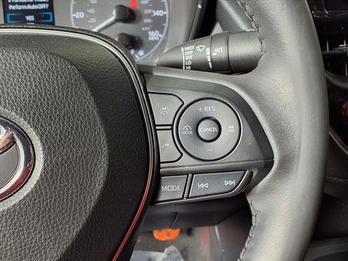 Used 2024 Toyota Corolla Sedan w/ SE Convenience Package image 23