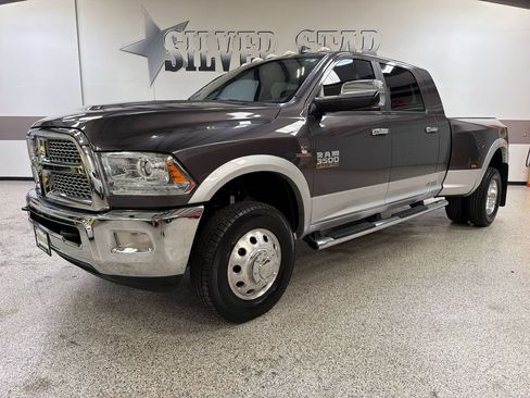 Used 2015 RAM 3500 Laramie AWD/4WD image 1