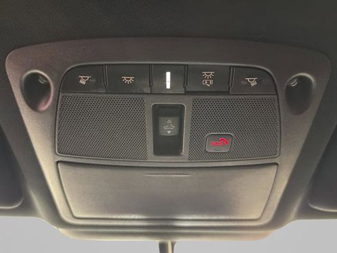 Used 2017 INFINITI Q60 Red Sport 400 image 18