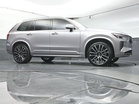 Certified 2026 Volvo XC90 B6 Plus w/ Protection Package Premier AWD/4WD image 33