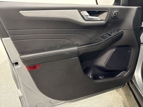 Used 2024 Ford Escape Platinum image 20