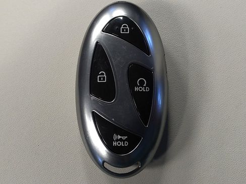 Used 2025 Hyundai Sonata SEL FWD image 32