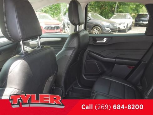 Used 2022 Ford Escape SEL w/ Technology Package AWD/4WD image 44