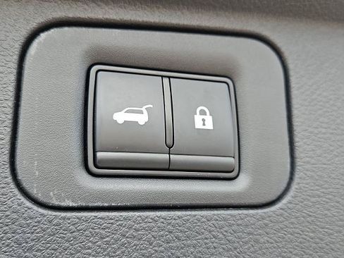 Certified 2025 Nissan Armada PRO-4X AWD/4WD image 18