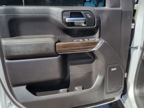 Used 2020 Chevrolet Silverado 1500 LT Trail Boss image 22