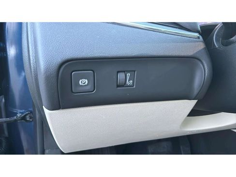 Used 2023 Buick Enclave Essence w/ Experience Buick Package image 22