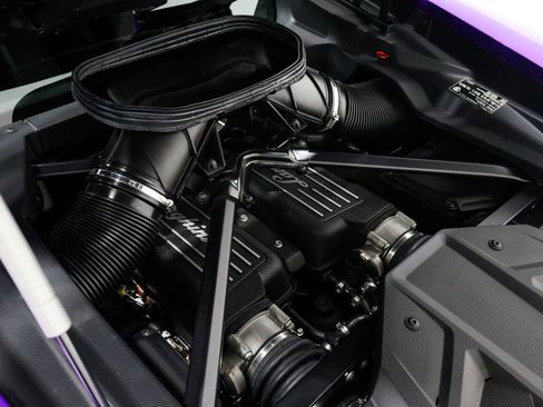 Used 2024 Lamborghini Huracan Sterrato image 39