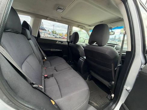 Used 2012 Subaru Forester 2.5X Premium AWD/4WD image 18