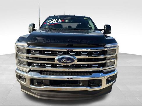 New 2026 Ford F350 Lariat w/ FX4 Off-Road Package AWD/4WD image 2