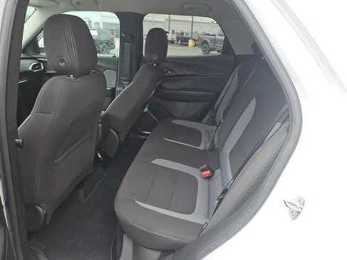 Used 2022 Chevrolet TrailBlazer LT w/ Driver Confidence Package FWD image 31