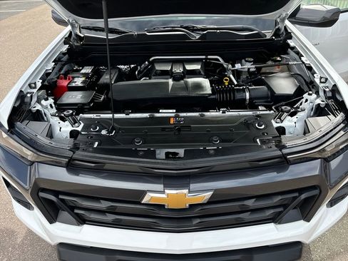 Used 2024 Chevrolet Colorado LT w/ LT Convenience Package image 20