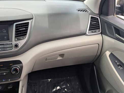 Used 2018 Hyundai Tucson SEL image 15