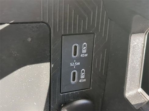 Used 2024 Toyota Tacoma TRD Off-Road image 18