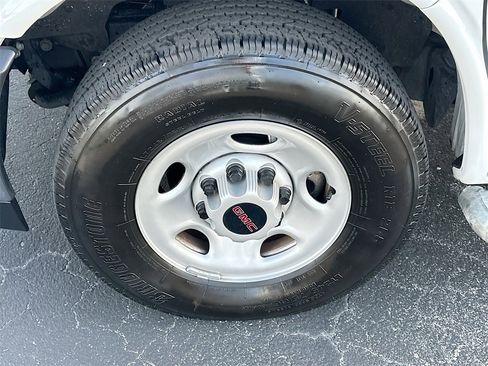 Certified 2024 GMC Savana 2500 Work Van w/ Driver Convenience Package image 24