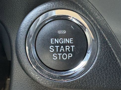 Certified 2024 Subaru Crosstrek 2.0i Premium image 20