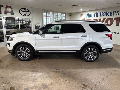 Used 2018 Ford Explorer Platinum image 7