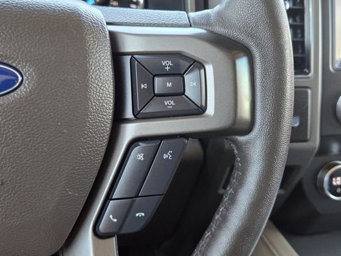Used 2019 Ford Expedition XLT w/ Equipment Group 202A RWD image 28