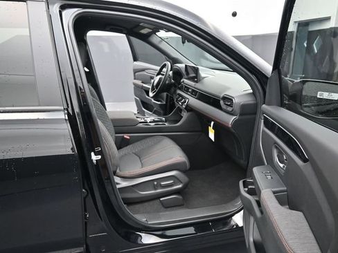 New 2026 Honda Pilot Sport image 10