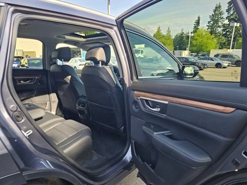 Used 2022 Honda CR-V Touring image 14