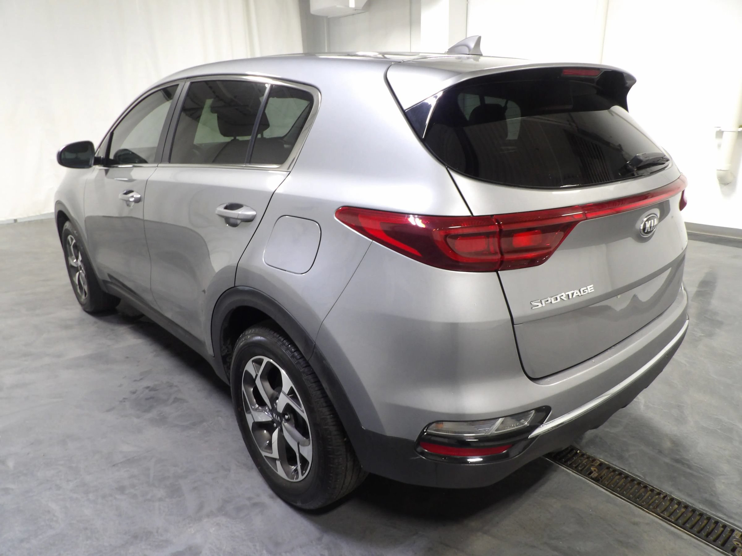 Used 2021 Kia Sportage LX FWD image 6
