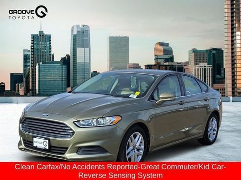Used 2013 Ford Fusion SE image 1