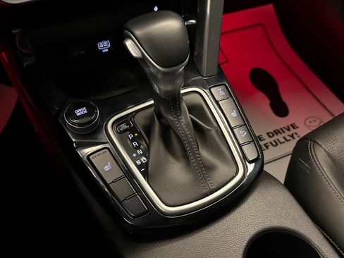 Used 2021 Kia Seltos SX image 16