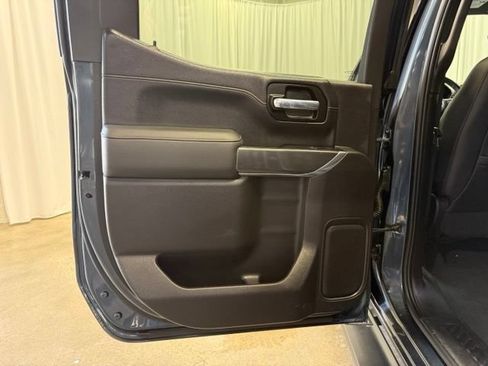 Used 2020 GMC Sierra 1500 AT4 w/ Technology Package AWD/4WD image 21