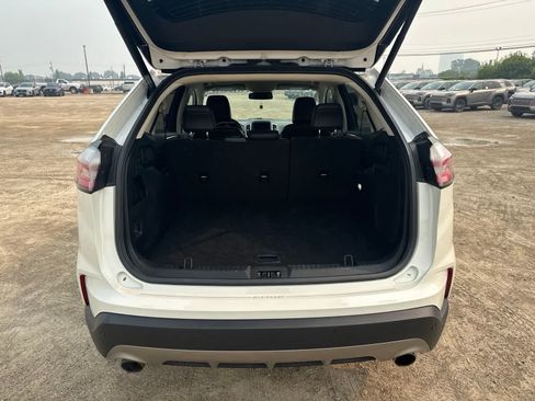 Used 2022 Ford Edge Titanium w/ Equipment Group 301A AWD/4WD image 10