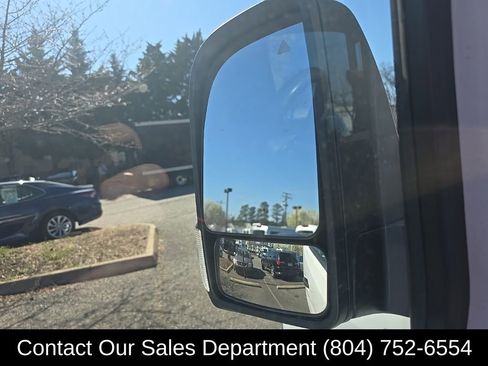 Used 2020 Freightliner Sprinter 3500 image 19