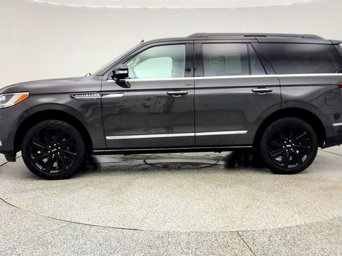 Used 2024 Lincoln Navigator Black Label image 8