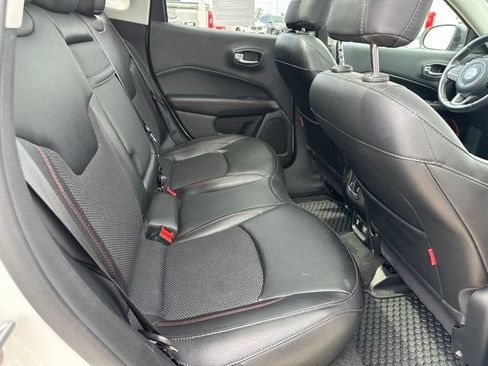 Used 2020 Jeep Compass Trailhawk w/ Cold Weather Group AWD/4WD image 10