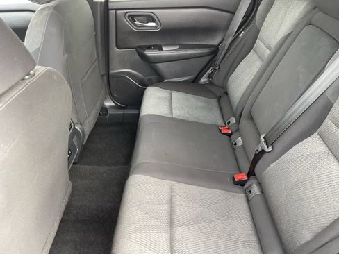 Used 2025 Nissan Rogue SV FWD image 19